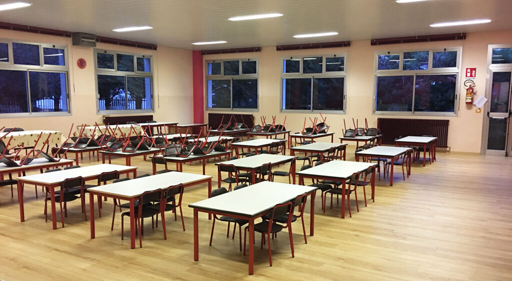 InnovaCostruzioniScuola_aula_banchi Innova Costruzioni Scuola aula edilizia pubblica